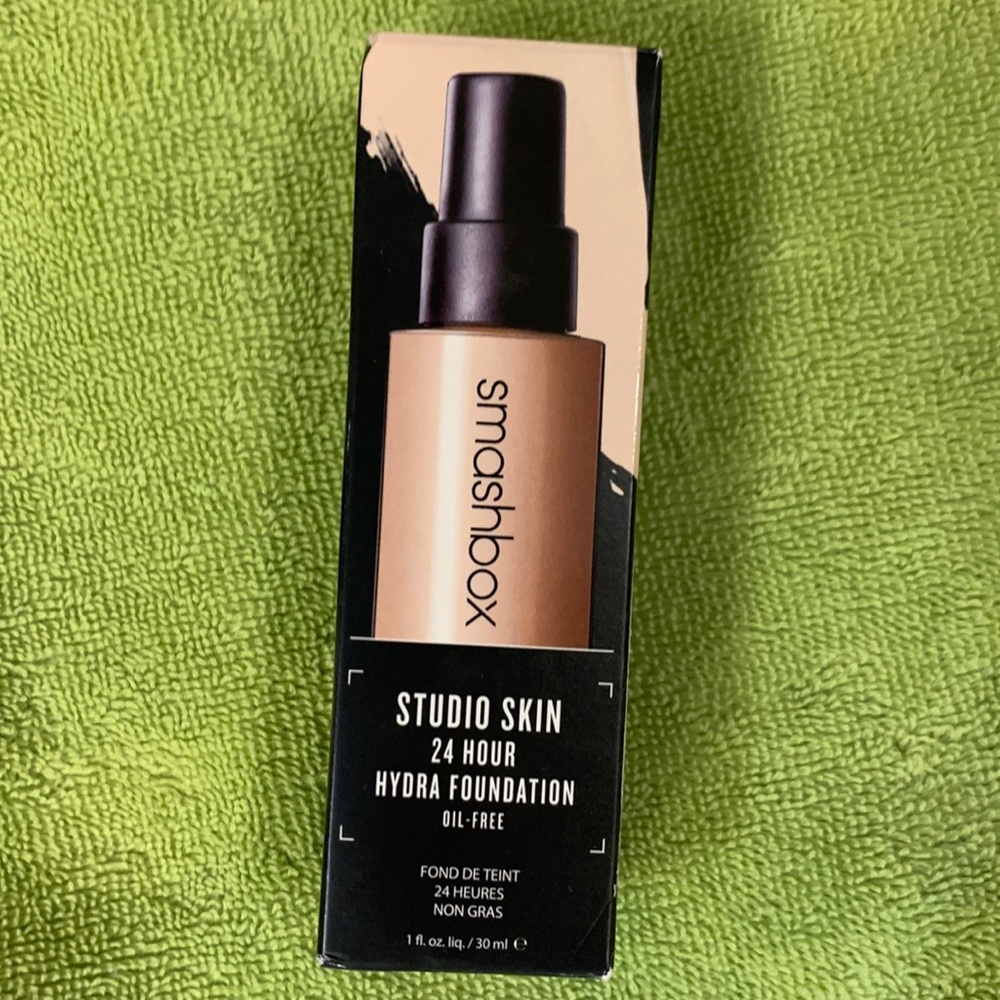 SMASHBOX STUDIO SKIN 1.1 fair light neutral